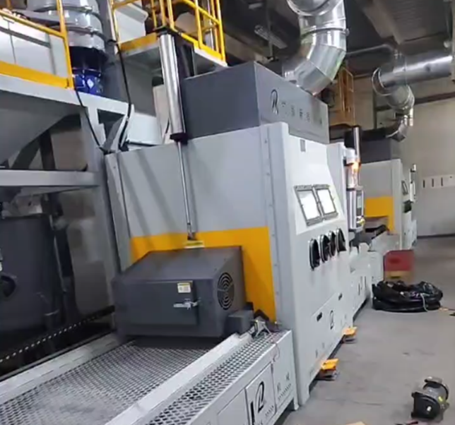 贵州抛丸机 vs 喷砂机：工业清理该怎么选？